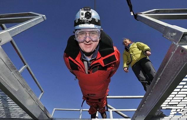 Самый опасный аттракцион