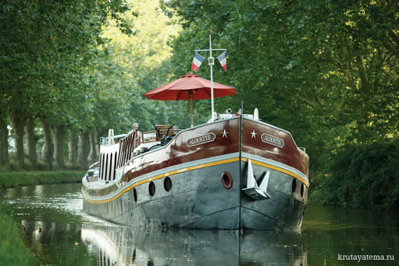 Плавучий отель Рéniche