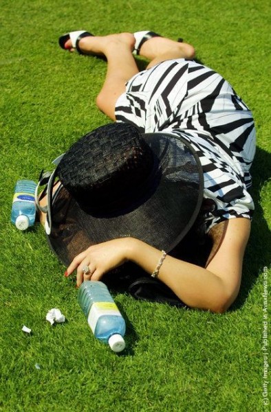 Как отдыхают английские "леди"