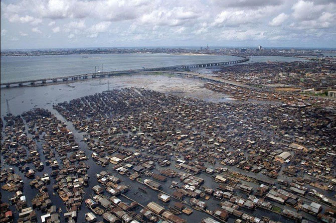 Макоко – плавающие трущобы в Нигерии 