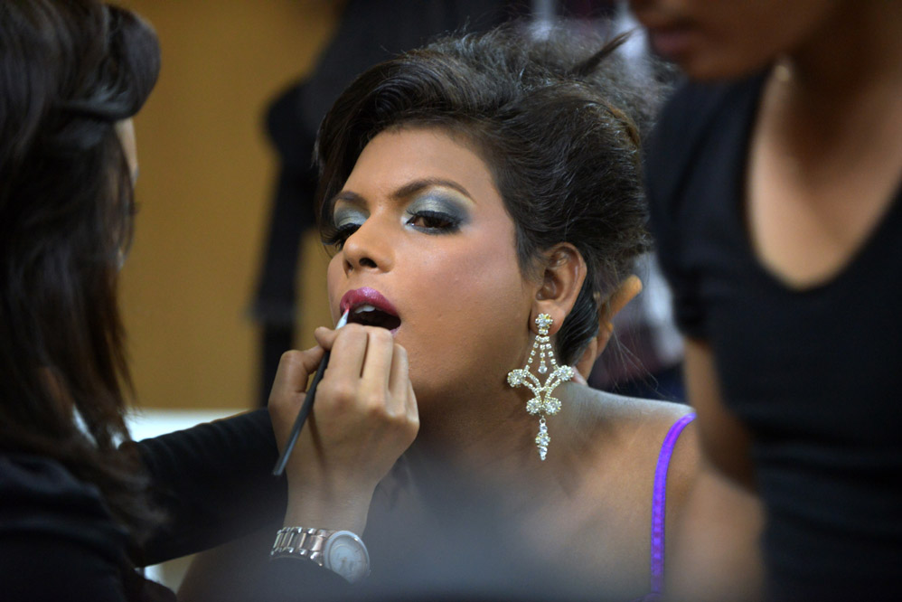  Непальцы выбрали самого красивого трансексуала 2012 года 
