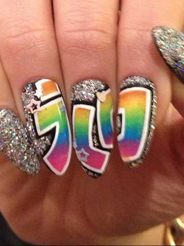 Звездный маникюр: шок, трепет, безвкусица или стиль?