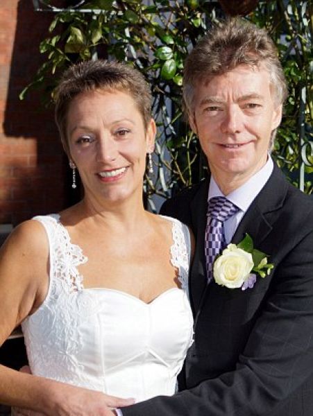 Водолазы сыграли свадьбу на глубине